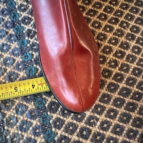 NWT 👢TARYN WOMENS HELIUM TALL BOOT IN BRANDY COLOR SIZE 9.5 WITH SIDE ZIPPERS - Picture 15 of 16